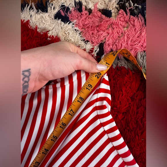 90s Vintage Bisou Bisou Red & White Horizontal Stripe Body Con Dress - Picture 11 of 12